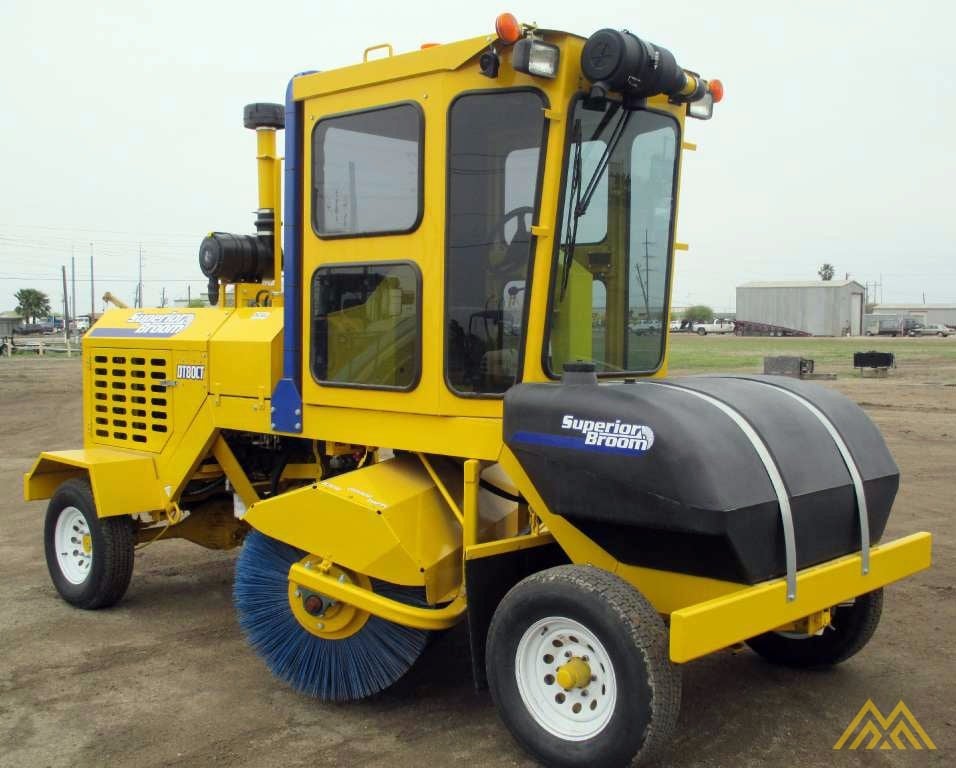 Used 2014 Superior Broom DT80CT Sweepers Industrial Support 1399 ...